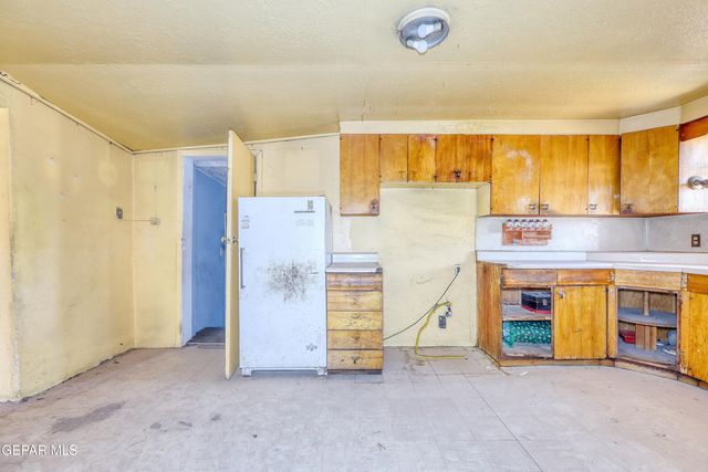 521 CENTER Way, El Paso, TX 79915