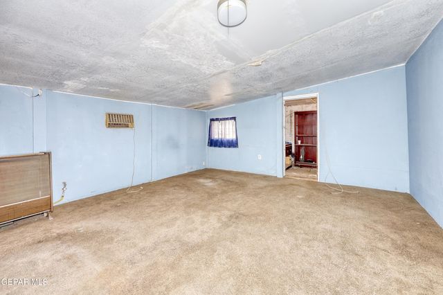 521 CENTER Way, El Paso, TX 79915