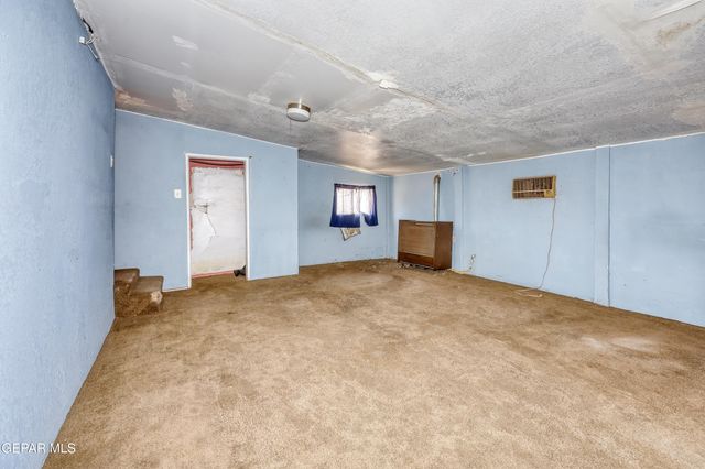 521 CENTER Way, El Paso, TX 79915