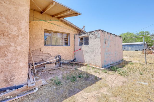 521 CENTER Way, El Paso, TX 79915