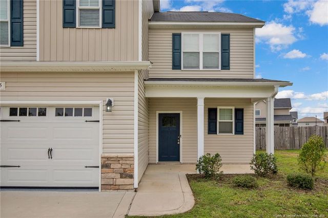 315 Carolina Drive, Raeford, NC 28376