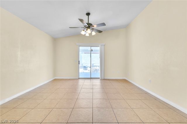6673 Diamond Care Drive, Las Vegas, NV 89122