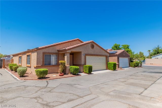 6673 Diamond Care Drive, Las Vegas, NV 89122