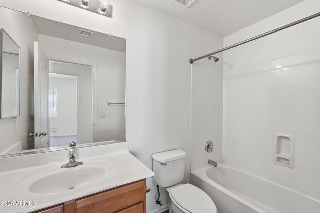 4522 E ALAMO Street, San Tan Valley, AZ 85140