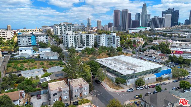 300 Patton Street, Los Angeles, CA 90026