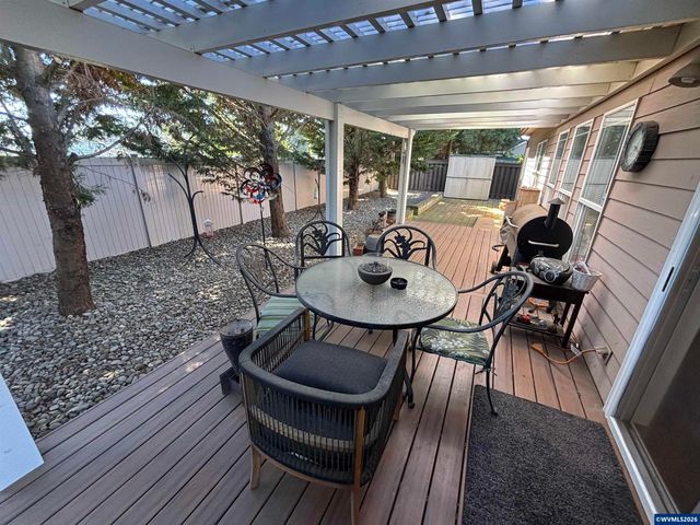 542 Lakefair Pl N, Keizer, OR 97303
