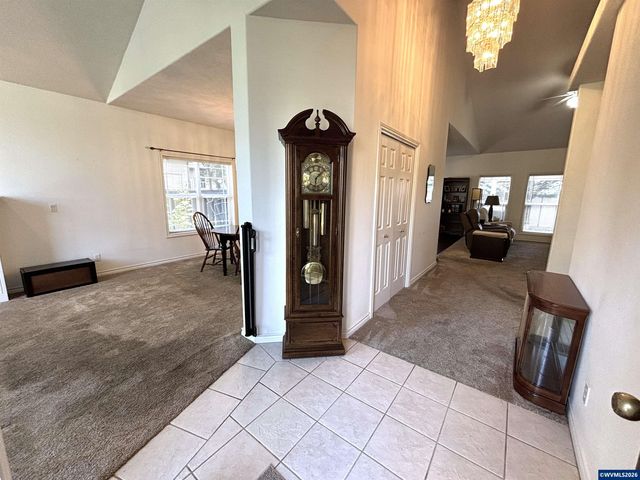542 Lakefair Pl N, Keizer, OR 97303