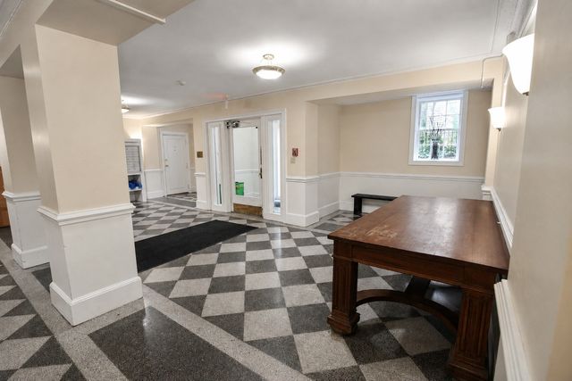 16 Chauncy St B, Cambridge, MA 02138