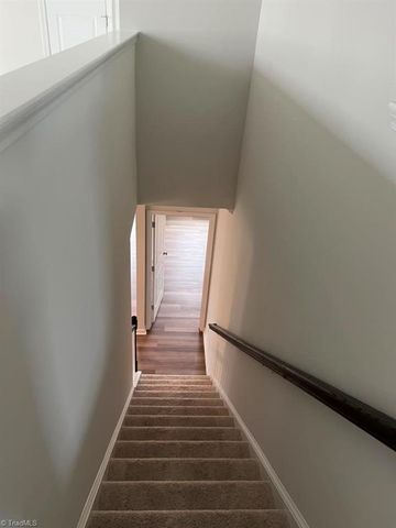629 Cam Circle, High Point, NC 27265