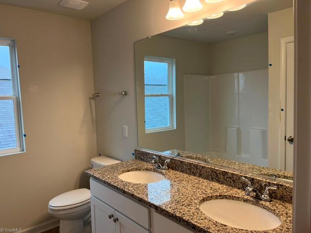 629 Cam Circle, High Point, NC 27265