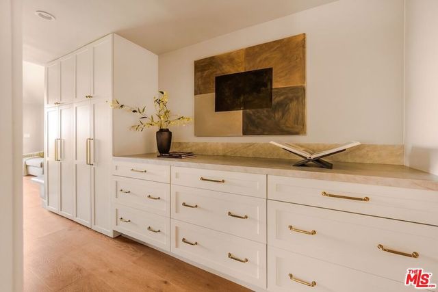 2179 Linda Flora Drive, Los Angeles, CA 90077
