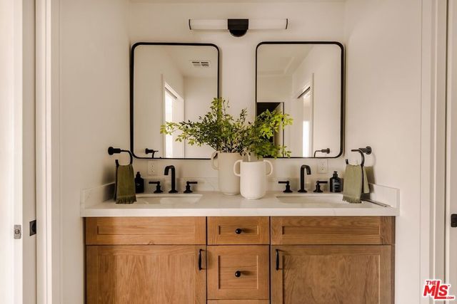 2179 Linda Flora Drive, Los Angeles, CA 90077