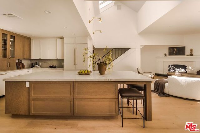 2179 Linda Flora Drive, Los Angeles, CA 90077