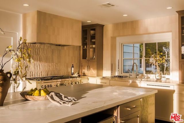 2179 Linda Flora Drive, Los Angeles, CA 90077