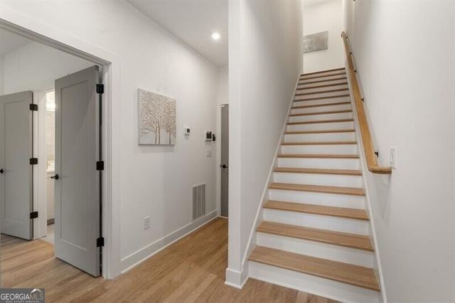 1237 Memorial Drive SE 305, Atlanta, GA 30316