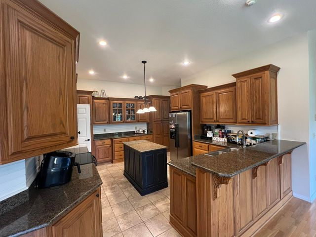 7876 County Road 3400, Mountain View, MO 65548