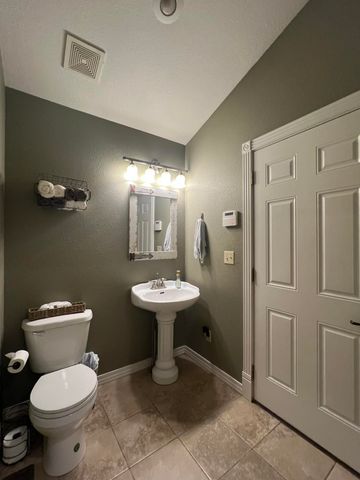 7876 County Road 3400, Mountain View, MO 65548