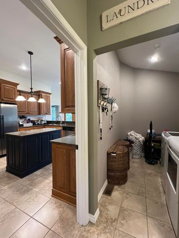 7876 County Road 3400, Mountain View, MO 65548