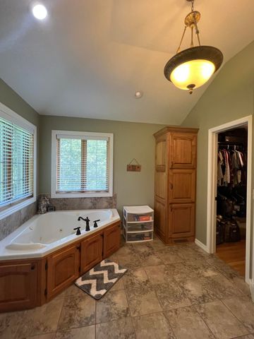 7876 County Road 3400, Mountain View, MO 65548