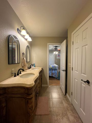 7876 County Road 3400, Mountain View, MO 65548