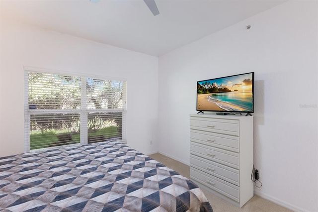 6591 FAIRWAY GARDENS DRIVE 2-102, Bradenton, FL 34203