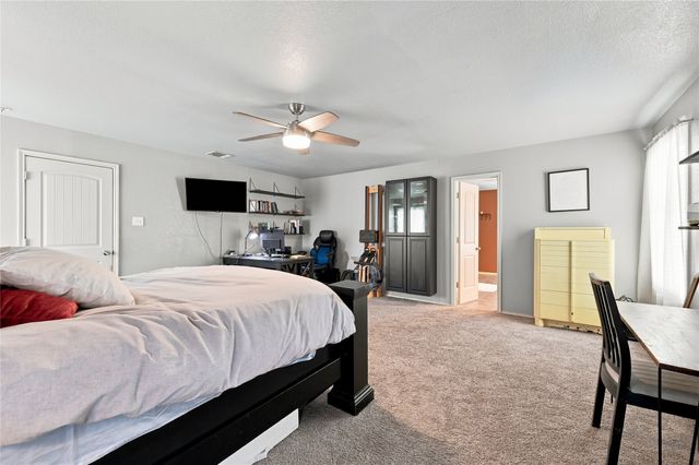 212 Cheyenne Drive, Waxahachie, TX 75165