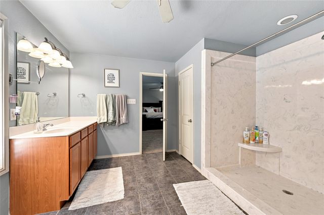 212 Cheyenne Drive, Waxahachie, TX 75165