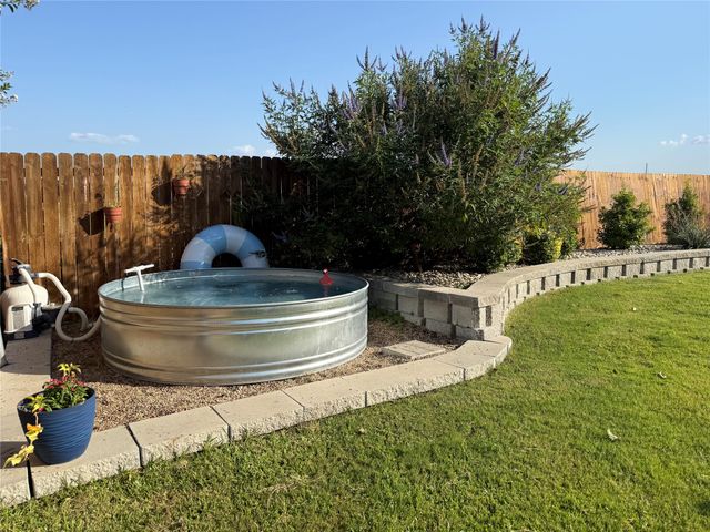 212 Cheyenne Drive, Waxahachie, TX 75165