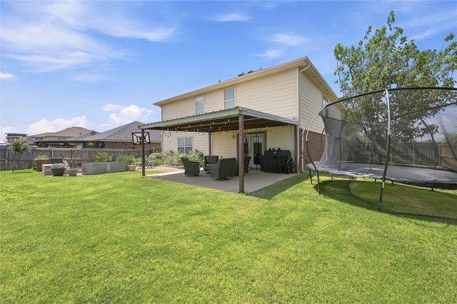 212 Cheyenne Drive, Waxahachie, TX 75165