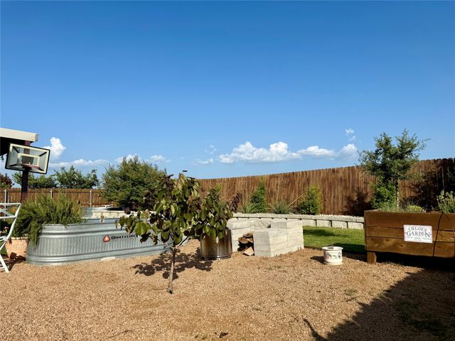212 Cheyenne Drive, Waxahachie, TX 75165