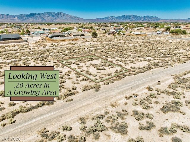 961 East Jacaranda Street, Pahrump, NV 89048