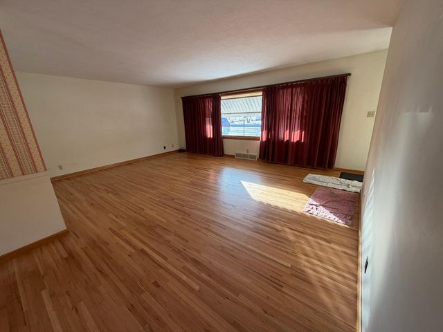 307 Richway Drive E, Albert Lea, MN 56007