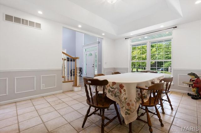 4 Hahn Estate Road, Winfield, MO 63389