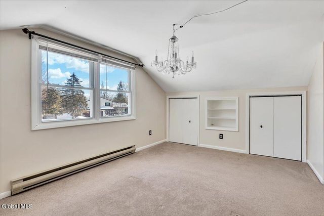 27 Lois Court, Colonie, NY 12205