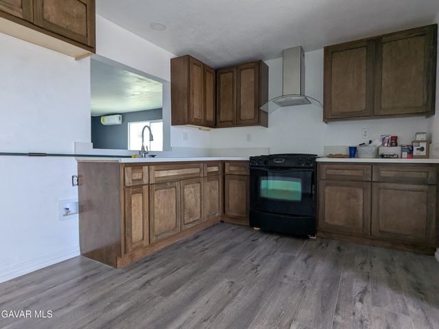 16855 Vista Del Oro Avenue, North Edwards, CA 93523