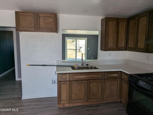 16855 Vista Del Oro Avenue, North Edwards, CA 93523