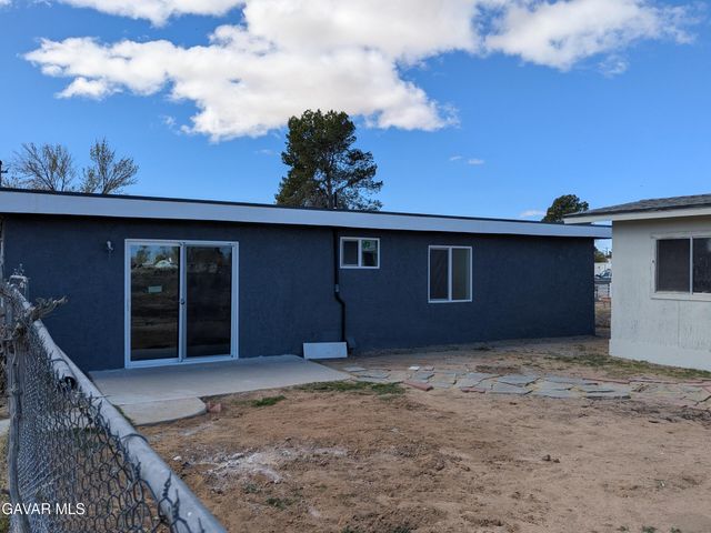 16855 Vista Del Oro Avenue, North Edwards, CA 93523