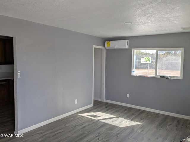 16855 Vista Del Oro Avenue, North Edwards, CA 93523