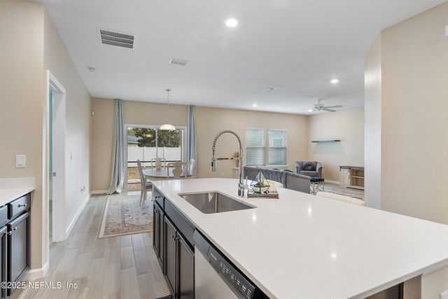 9973 PAVNES CREEK Drive, Jacksonville, FL 32222