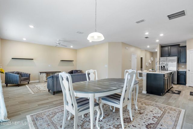 9973 PAVNES CREEK Drive, Jacksonville, FL 32222