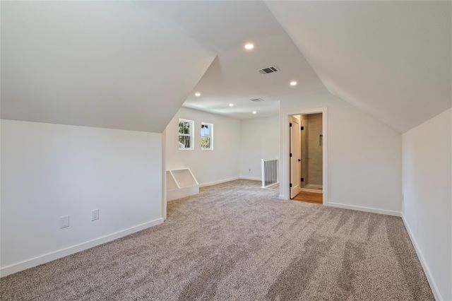 2263 Lakewood Drive, West Columbia, TX 77486