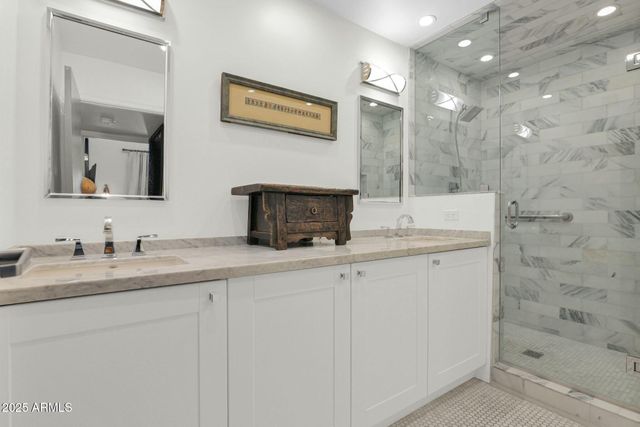 37300 N TOM DARLINGTON Drive F, Carefree, AZ 85377