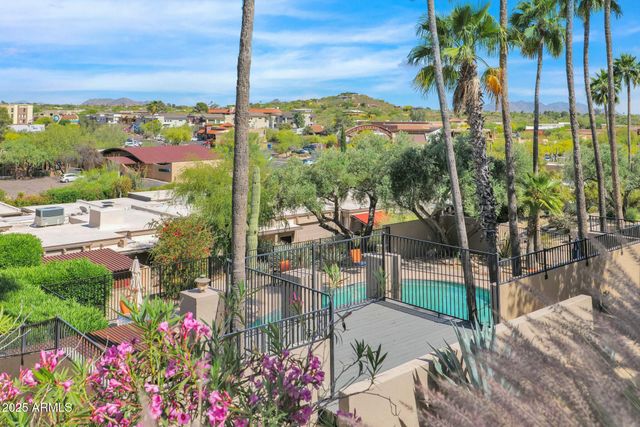 37300 N TOM DARLINGTON Drive F, Carefree, AZ 85377