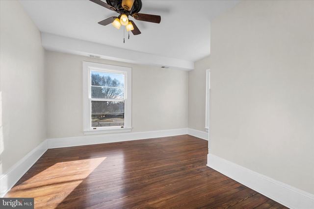 311 W MAIN ST, Purcellville, VA 20132