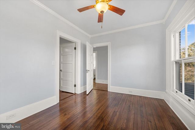 311 W MAIN ST, Purcellville, VA 20132