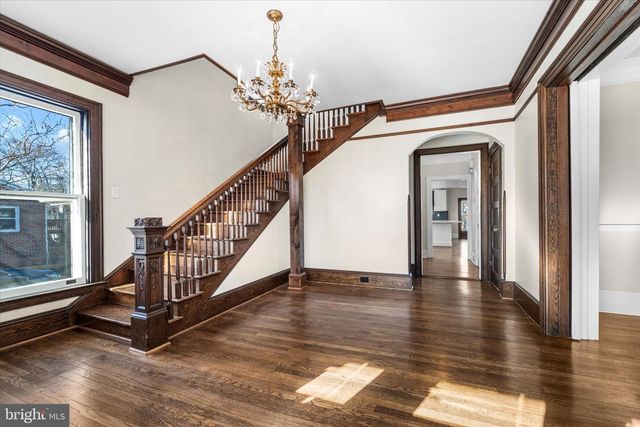 311 W MAIN ST, Purcellville, VA 20132