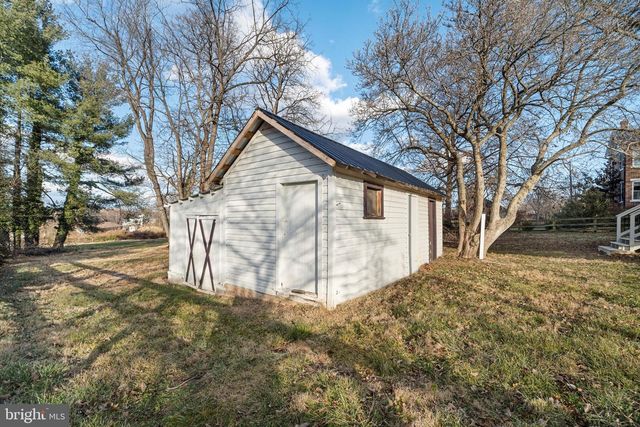 311 W MAIN ST, Purcellville, VA 20132