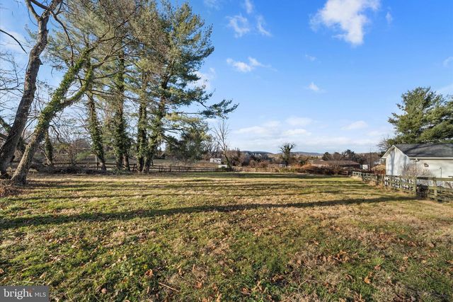 311 W MAIN ST, Purcellville, VA 20132