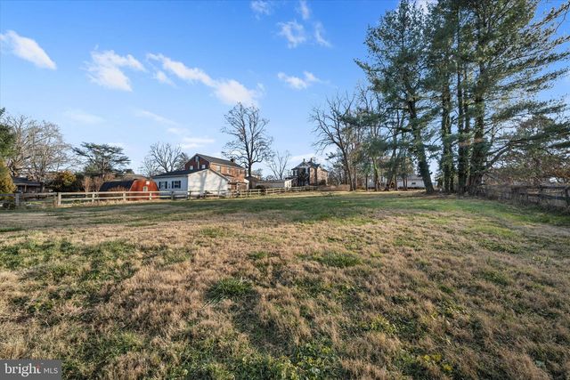 311 W MAIN ST, Purcellville, VA 20132