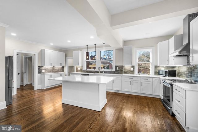 311 W MAIN ST, Purcellville, VA 20132